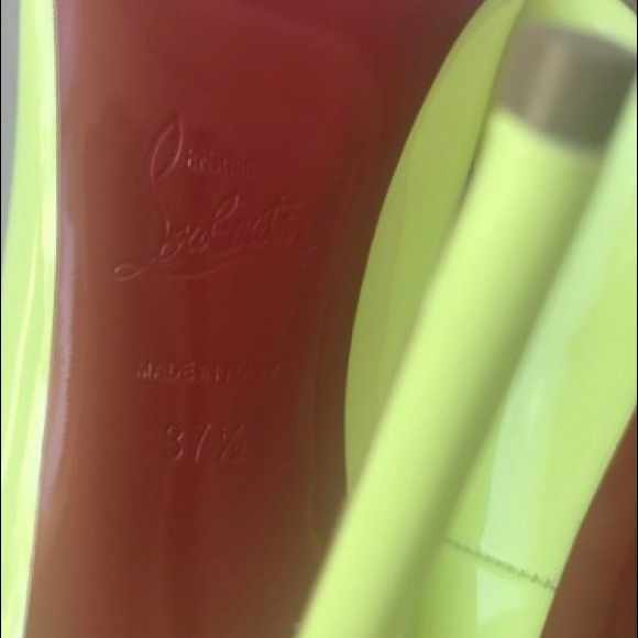 🚫SOLD🚫 Christian Louboutins - Picture 8 of 8
